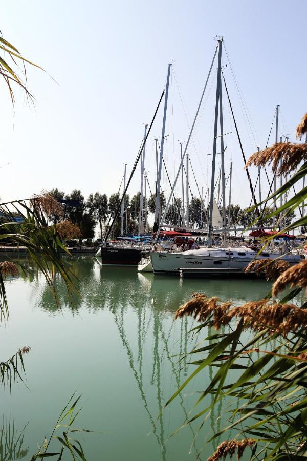 Apartament Luz Del Sol Balatonlelle Zewnętrze zdjęcie